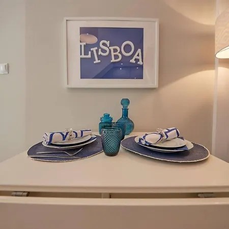 Lejlighed Charming In Adamastor Lisbon! Perfect Location - Super But Calm! *