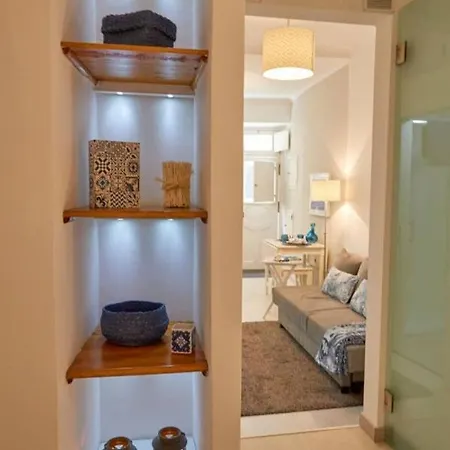 Charming In Adamastor Lisbon! Perfect Location - Super But Calm!